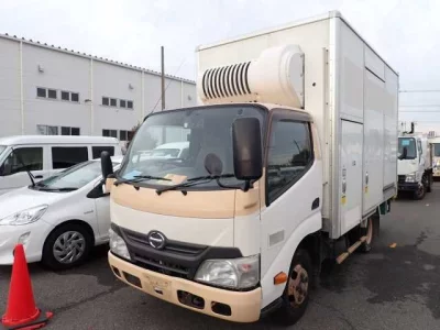 Hino DUTRO  с аукциона в Японии