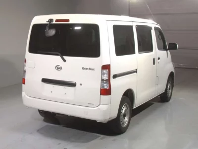 Daihatsu Gran Max