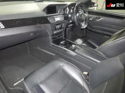 Mercedes-Benz E CLASS WAGON