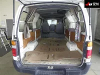 Toyota HIACE VAN лот № 7009 оценка 3.5  с аукциона в Японии 3