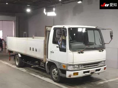 Toyota DYNA  с аукциона в Японии