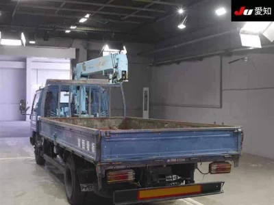 Mazda TITAN  с аукциона в Японии