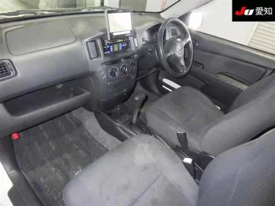 Toyota SUCCEED  с аукциона в Японии