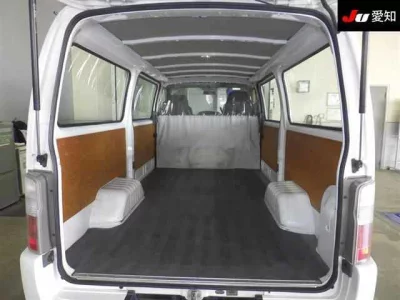 Nissan CARAVAN VAN