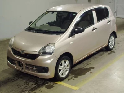 Daihatsu MIRA E S  с аукциона в Японии