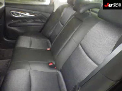 Nissan FUGA  с аукциона в Японии