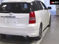 Toyota WISH лот № 30263 оценка 3  с аукциона в Японии 7