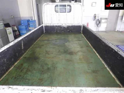 Mitsubishi FUSO TRUCK  с аукциона в Японии