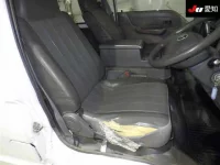 Mazda BONGO VAN лот № 20037 оценка 3  с аукциона в Японии 5