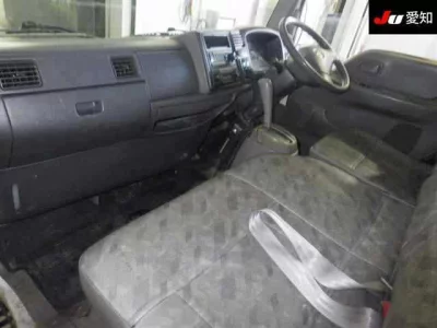 Mazda TITAN  с аукциона в Японии