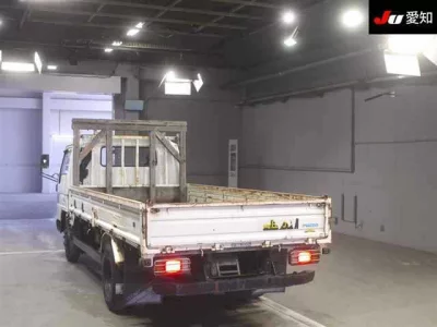 Mazda TITAN  с аукциона в Японии