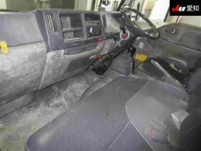 Mazda TITAN  с аукциона в Японии