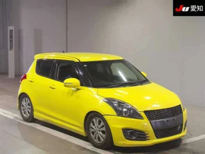 Suzuki SWIFT  с аукциона в Японии