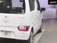 Suzuki WAGON R лот № 2102 оценка 3  с аукциона в Японии 7