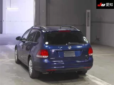 Volkswagen GOLF VARIANT