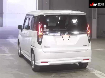 Mitsubishi DELICA D2