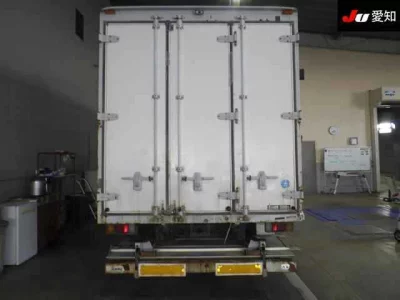 Isuzu TRUCK  с аукциона в Японии