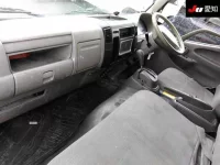 Toyota DYNA лот № 8026 оценка 3.5  с аукциона в Японии 2