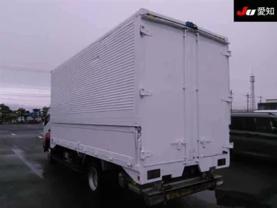 Toyota DYNA  с аукциона в Японии