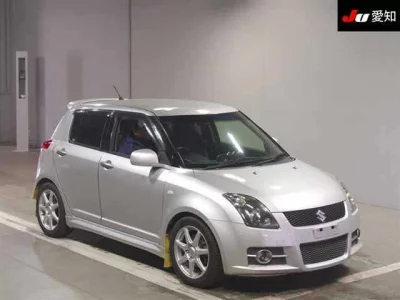 Suzuki SWIFT  с аукциона в Японии