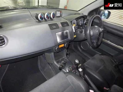 Suzuki SWIFT  с аукциона в Японии