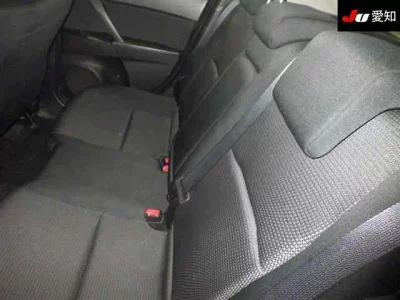 Mazda AXELA  с аукциона в Японии