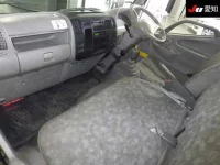 Hino DUTRO лот № 7049 оценка 3.5  с аукциона в Японии 2