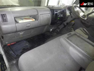 Hino DUTRO  с аукциона в Японии