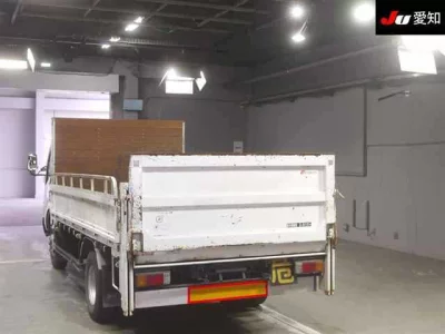 Hino DUTRO  с аукциона в Японии