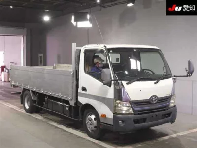 Hino DUTRO  с аукциона в Японии