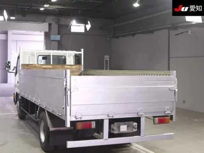 Hino DUTRO  с аукциона в Японии