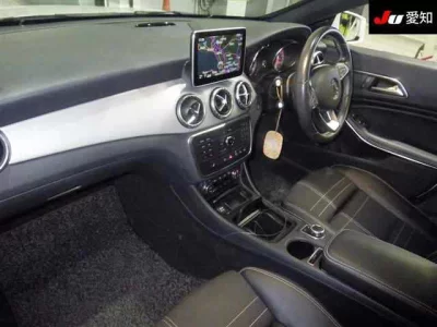 Mercedes-Benz CLA CLASS