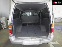 Toyota HIACE VAN лот № 7091 оценка 3.5  с аукциона в Японии 3