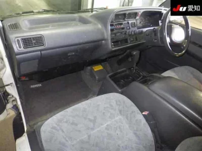 Toyota HIACE VAN  с аукциона в Японии