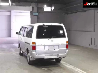 Toyota HIACE VAN  с аукциона в Японии