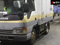 Nissan ATLAS лот № 7064 оценка 3  с аукциона в Японии 6