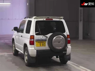 Mitsubishi PAJERO MINI