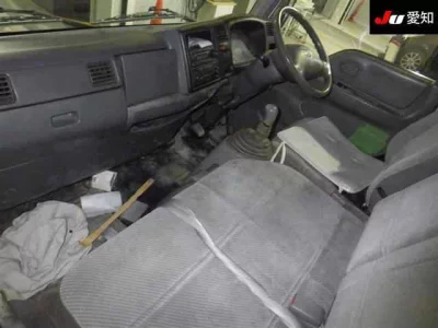 Mazda TITAN  с аукциона в Японии