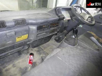 Isuzu TRUCK  с аукциона в Японии