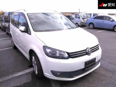 Volkswagen GOLF TOURAN