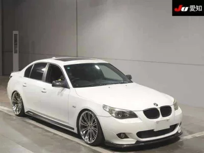 BMW 5-Series  с аукциона в Японии