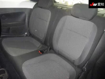 Volkswagen THE BEETLE