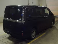 Toyota VOXY лот № 7103 оценка R  с аукциона в Японии 1