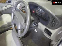 Nissan SYLPHY лот № 30494 оценка 3.5  с аукциона в Японии 4