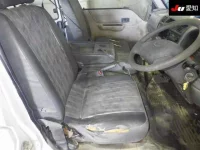 Mazda BONGO VAN лот № 20095 оценка R  с аукциона в Японии 5