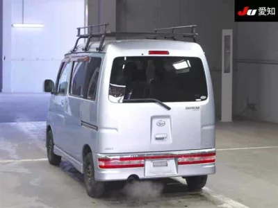 Daihatsu Atrai Wagon  с аукциона в Японии