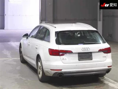 Audi A4  с аукциона в Японии