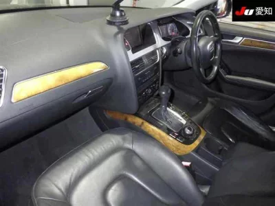 Audi A4  с аукциона в Японии