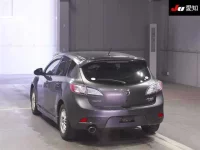 Mazda AXELA лот № 30558 оценка 3.5  с аукциона в Японии 1