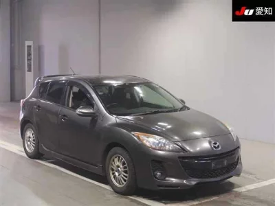 Mazda AXELA  с аукциона в Японии